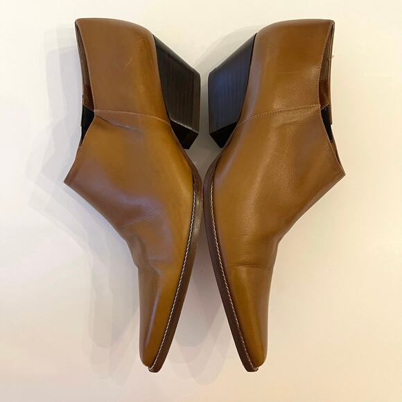 Michael Kors Cognac Leather Ankle Boots 37 US 6 6.5 Low Heel Pointed Toe Italy - Picture 4 of 13